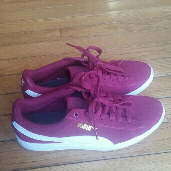 💢Firm on Price 💢Puma Suede Soft Foam Sneakers - Picture 2 of 3